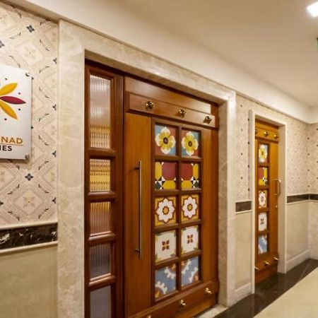 Hotel Aadithya Ченай Екстериор снимка